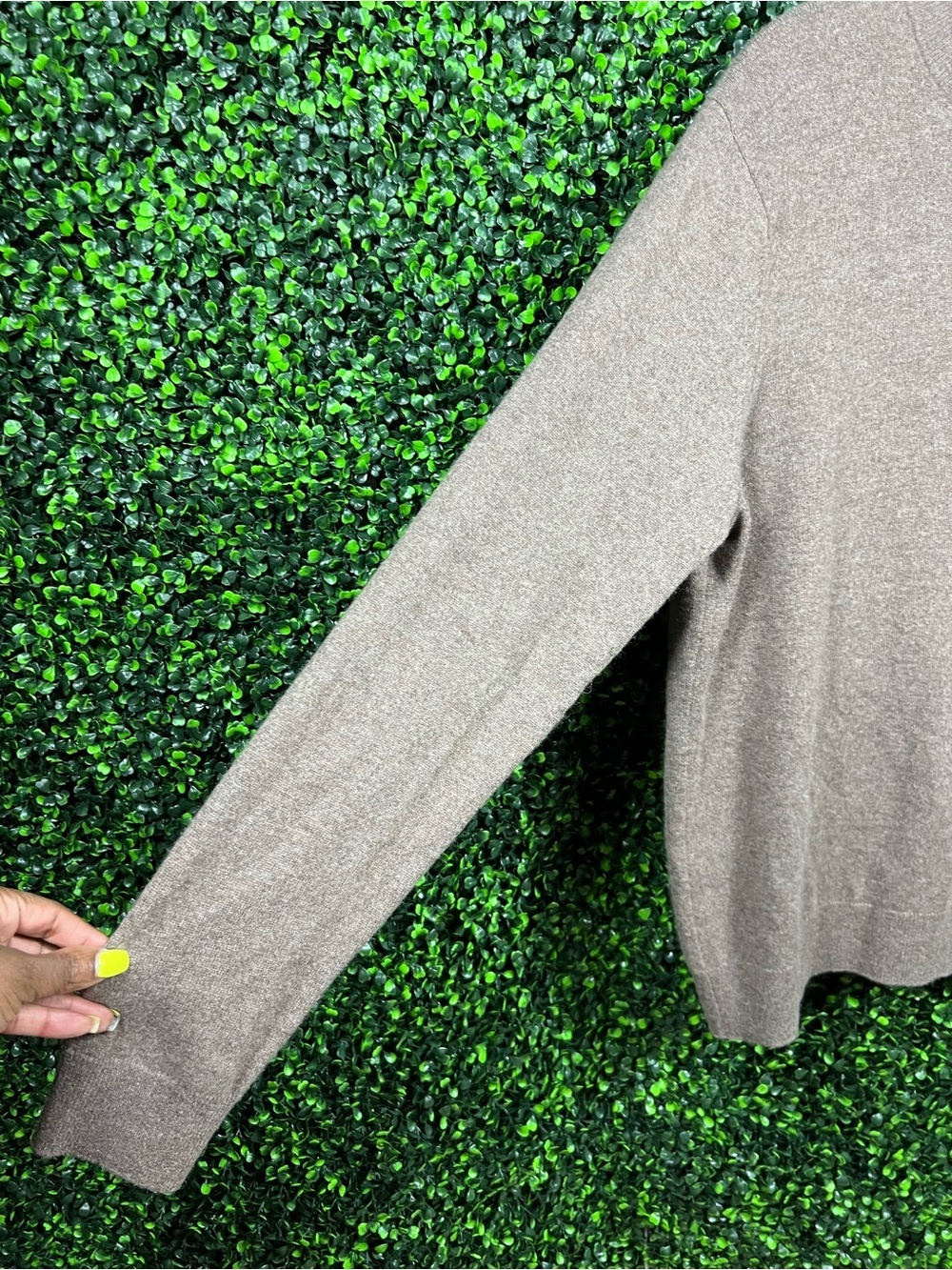 SAKS FIFTH AVENUE | 100% Cashmere Half-Zip Sweater - Picture 4 of 7